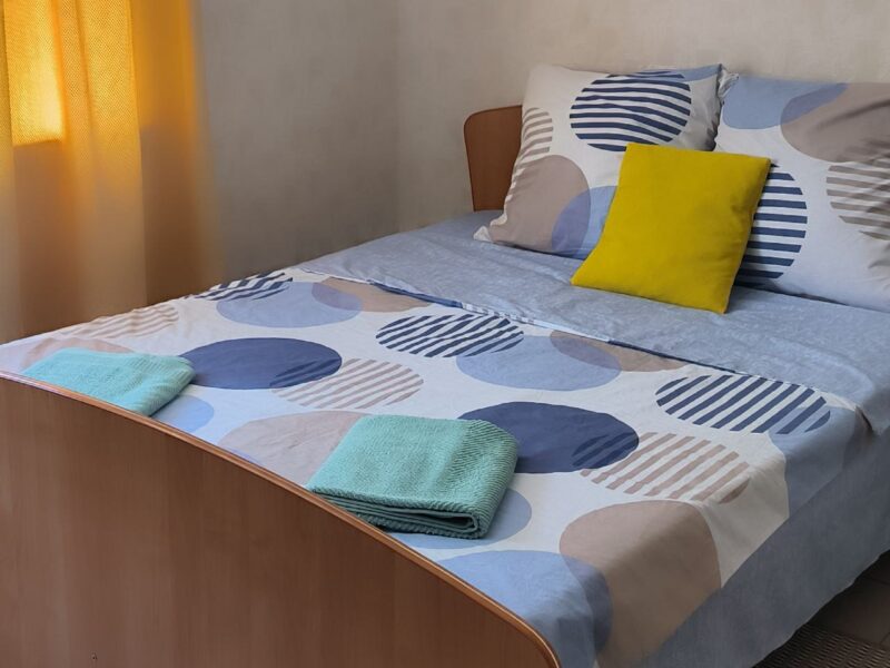 Однокомнатная квартира в Таганроге по адресу п. Садовый 13/2