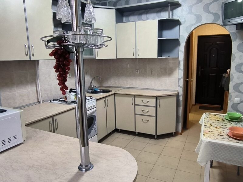 Двухкомнатная квартира в Таганроге по адресу Чехова 346