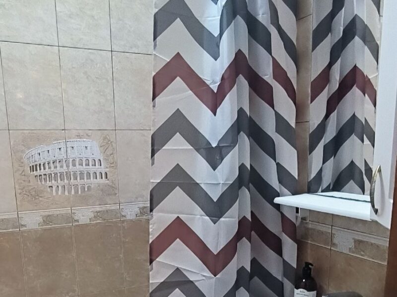 Двухкомнатная квартира в Таганроге по адресу ул. Чехова 335/3