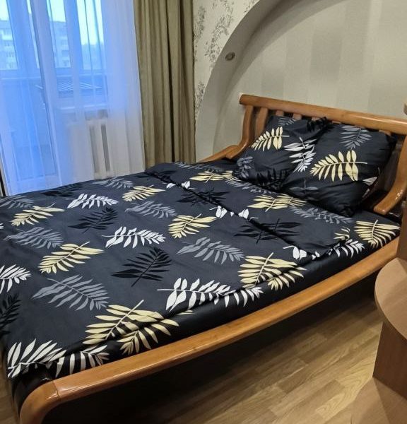 Трехкомнатная квартира в Таганроге по адресу ул. Чехова 335/3